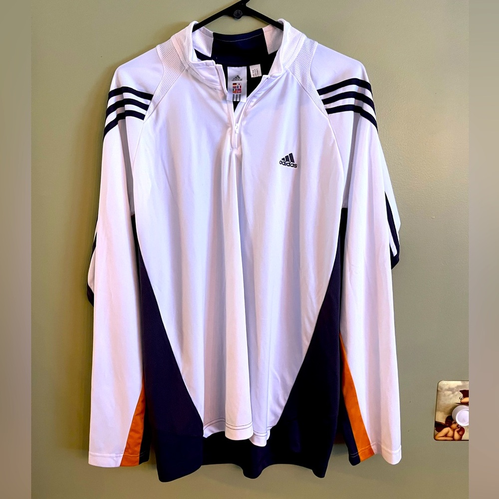 Adidas pullover Long Sleeve Shirt